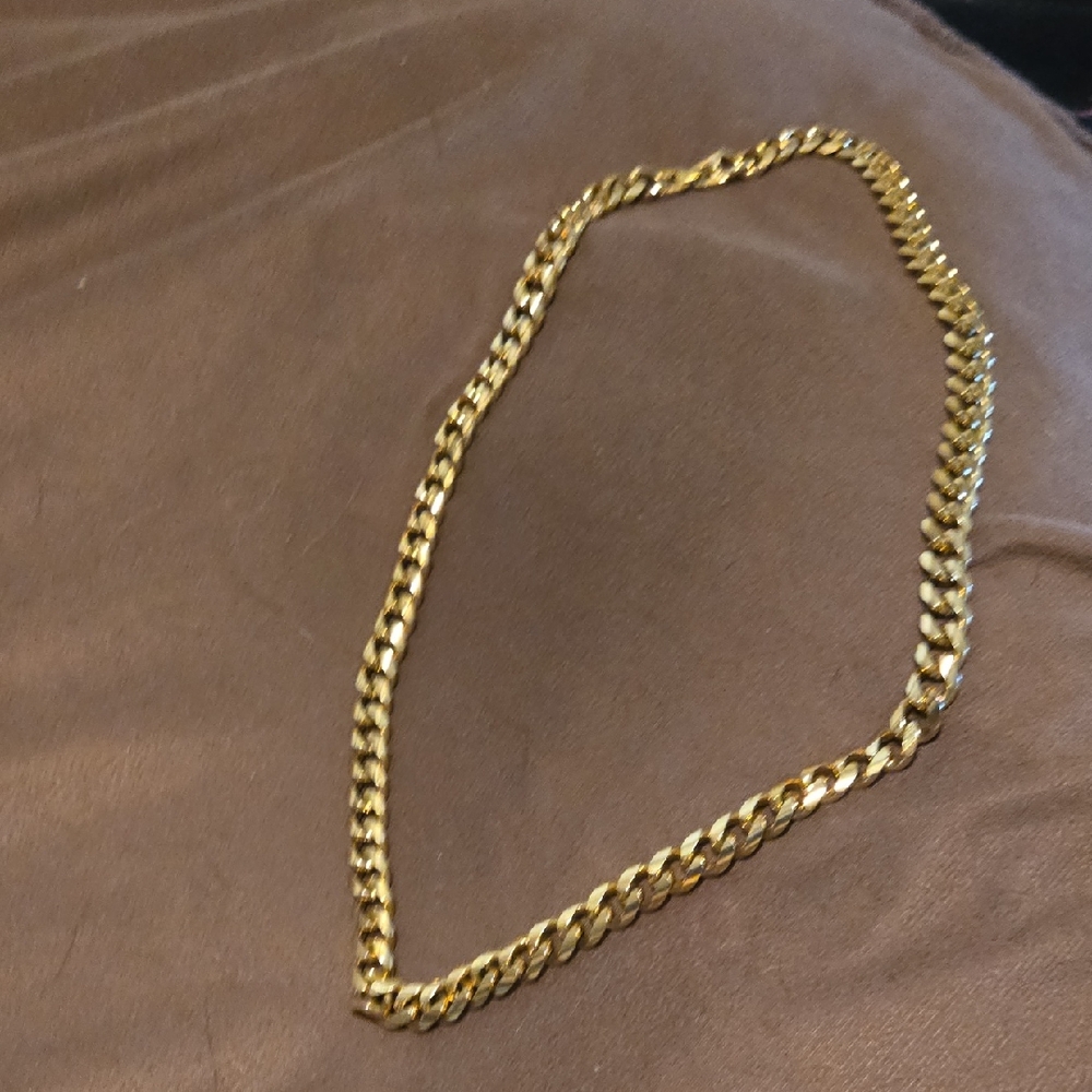 Gold Tone Chain/ Necklace